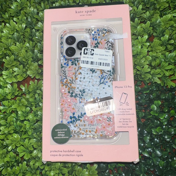 kate spade Other - Kate Spade iPhone 13 Pro Case